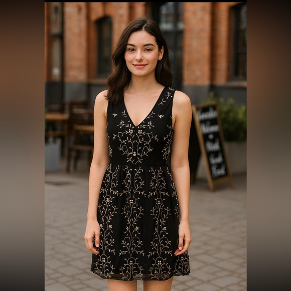 Altar'd State Dresses & Skirts - NWT Altar’d State Lacey Dress Size Small Black Embroidered Floral Mini